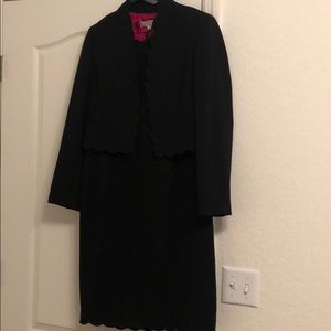 Kasper dress suit size 10 with jacket.